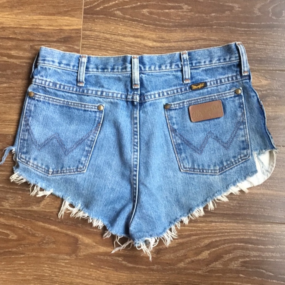 Wrangler cut off shorts
